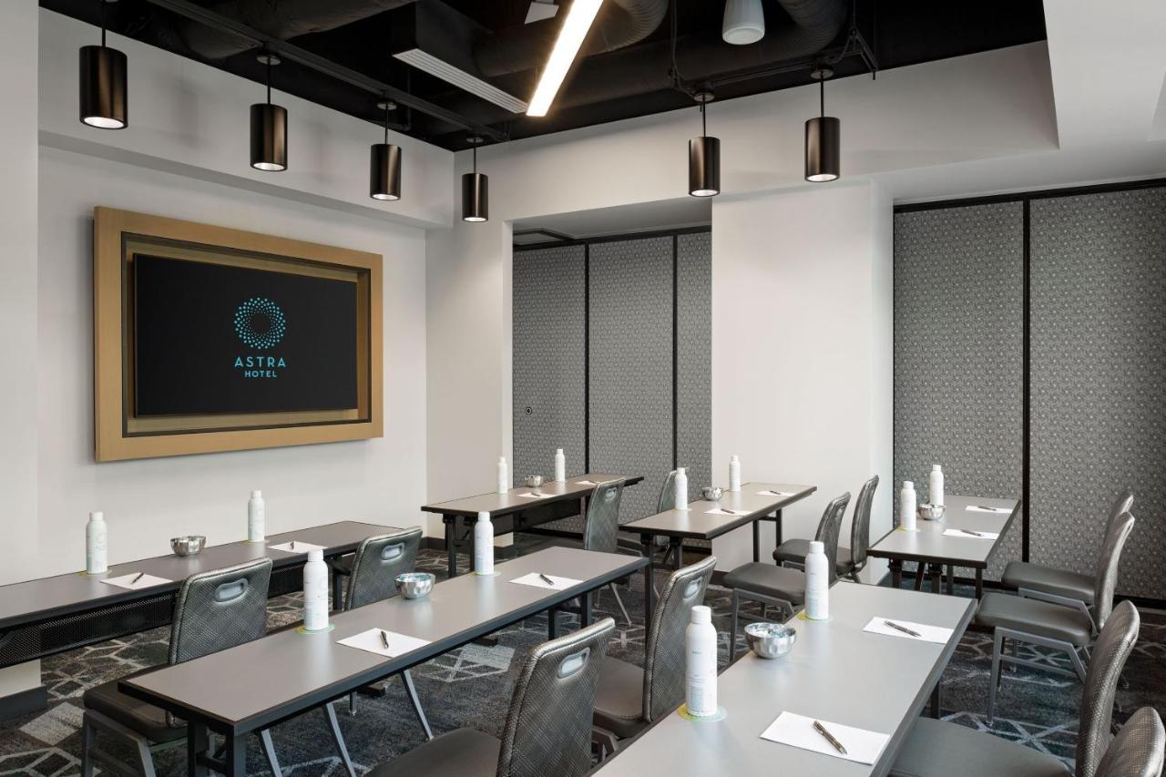 Astra Hotel, Seattle, A Tribute Portfolio Hotel By Marriott Exterior foto